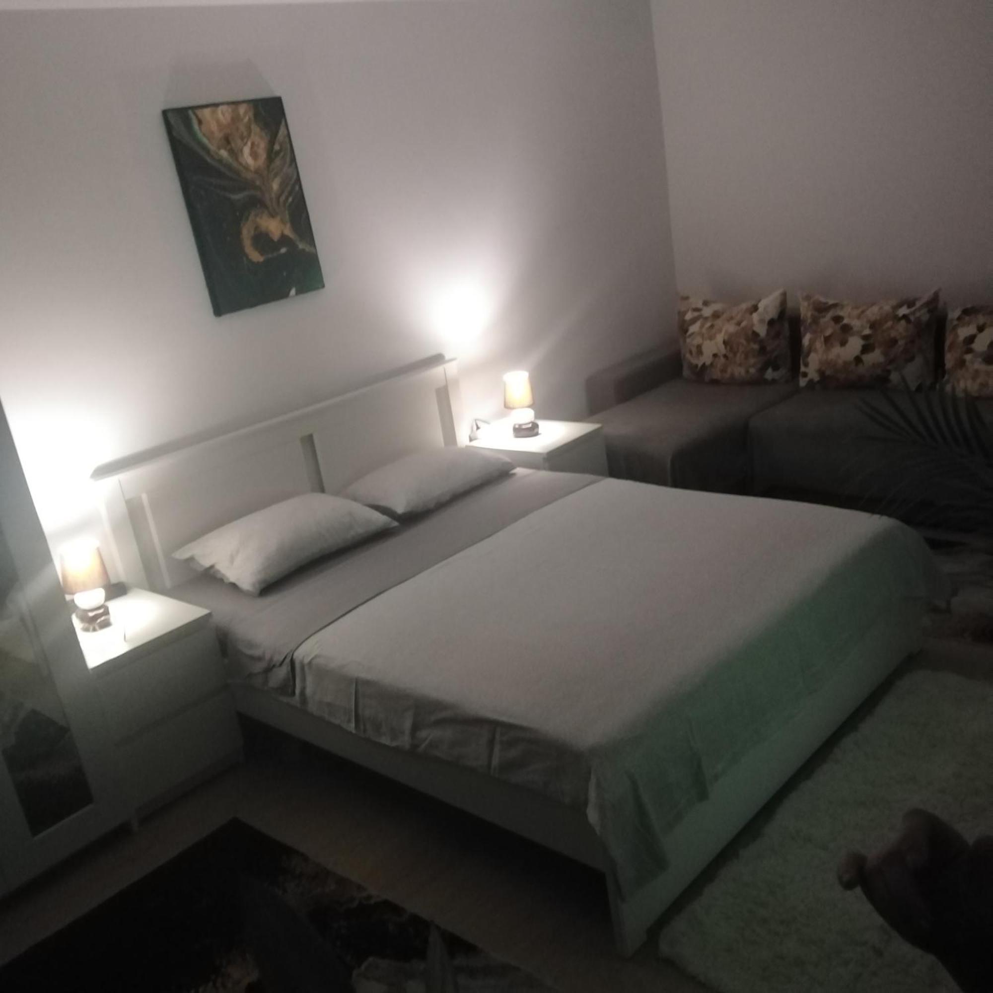 شقة Garsoniera Rebecca Tîrgu Ocna المظهر الخارجي الصورة